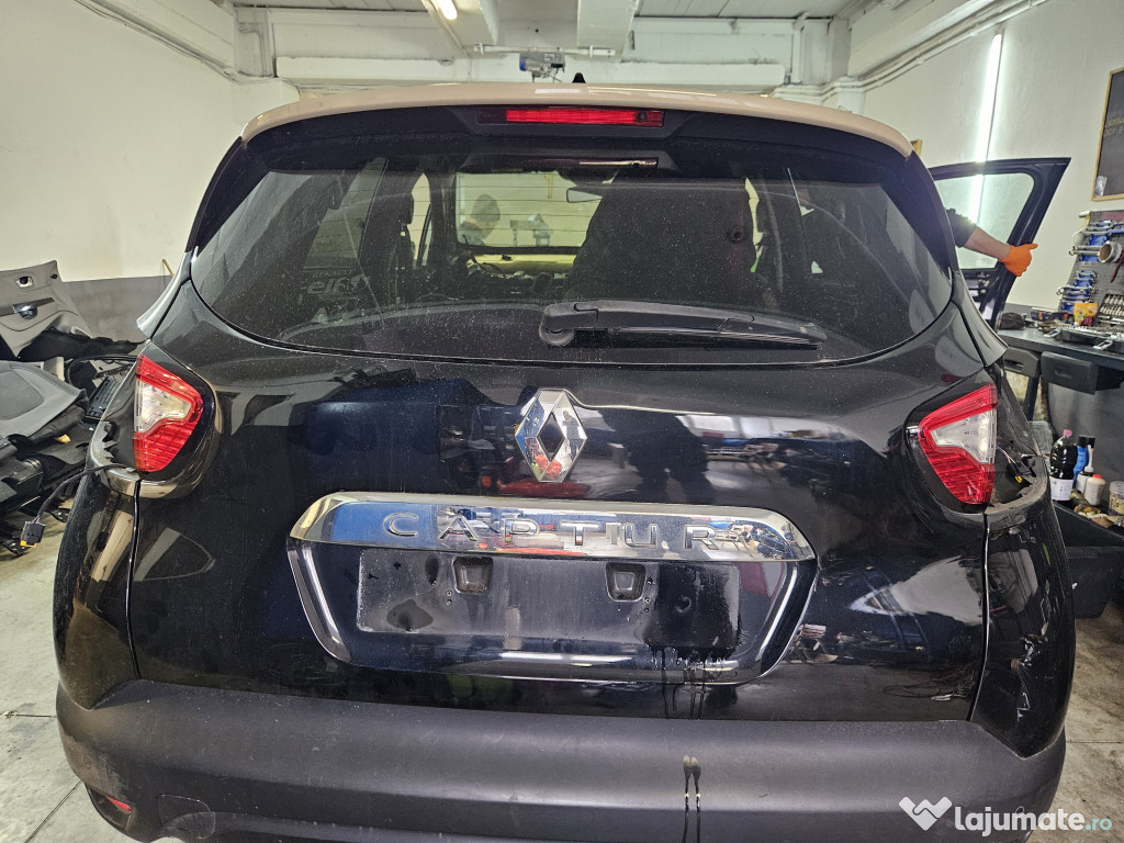 Hayon Renault Captur 2015