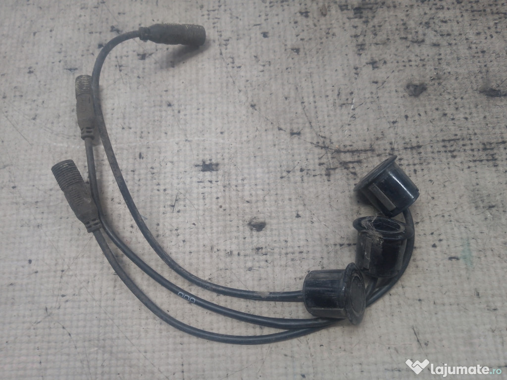 Senzori parcare spate Dacia Duster 2014