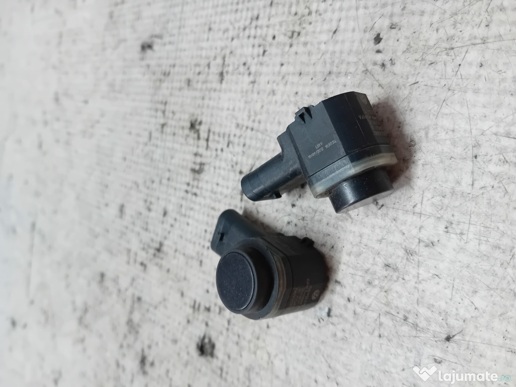 Senzor parcare spate Volkswagen Touareg 2012