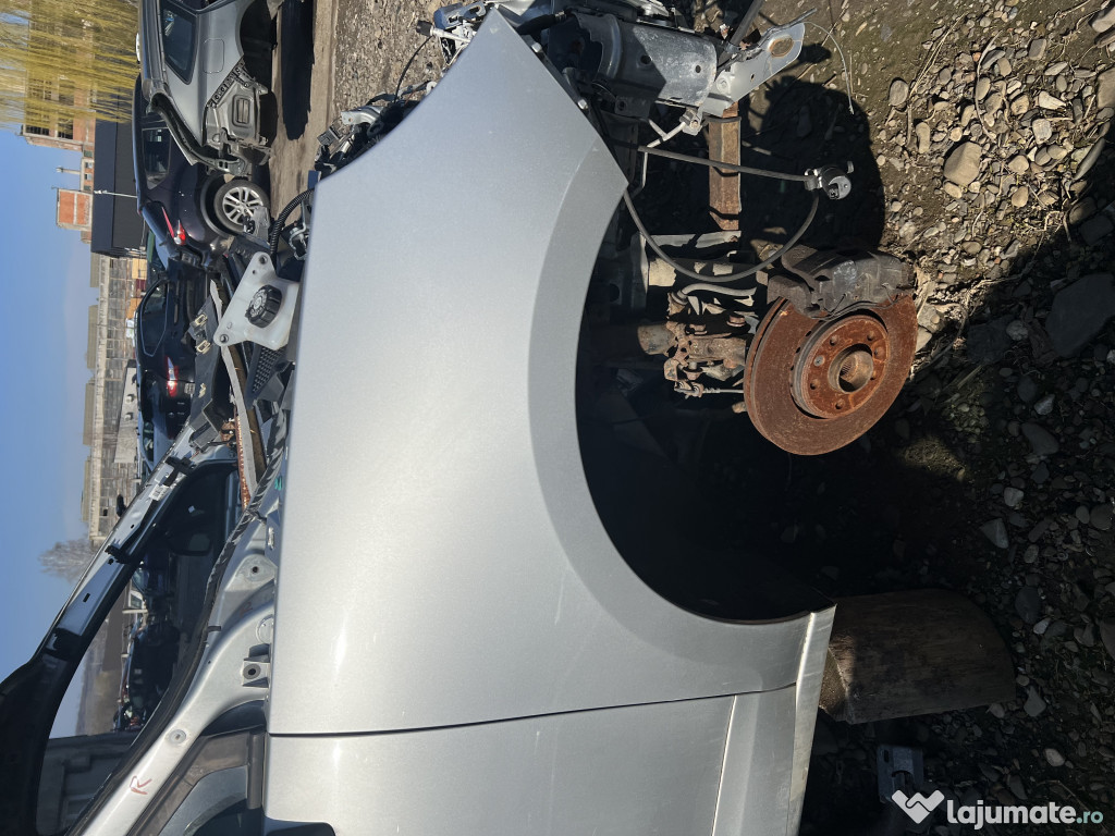 Aripa Dreapta Fata Renault Scenic 2014