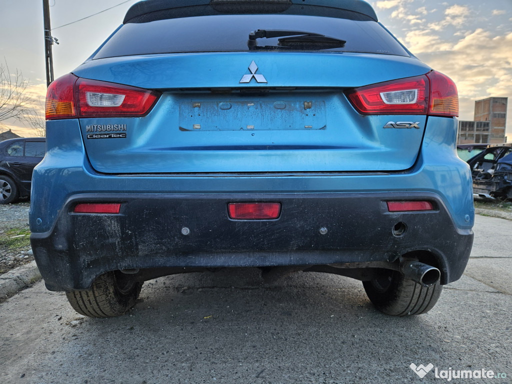 Bara spate Mitsubishi ASX 2010