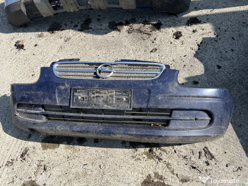 Bara fata Opel Agila 2010