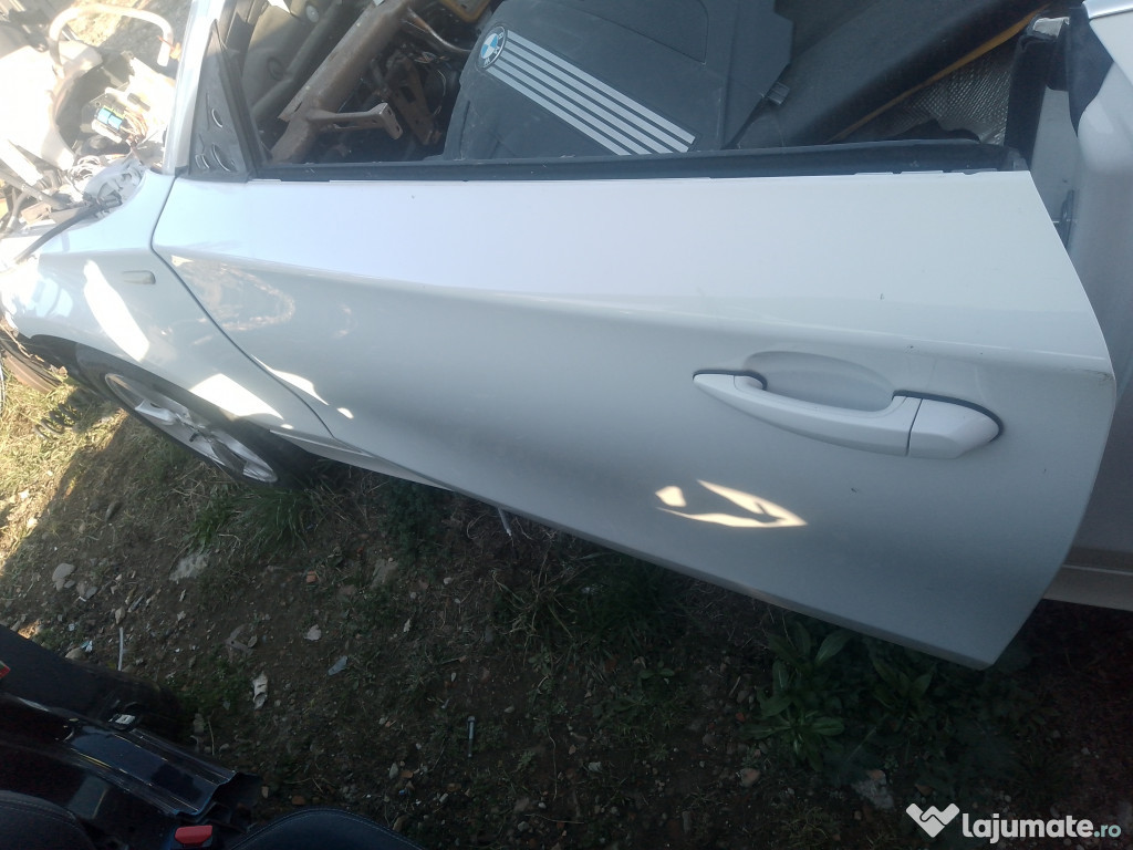 Usa stanga fata BMW Seria 1 E88 2012