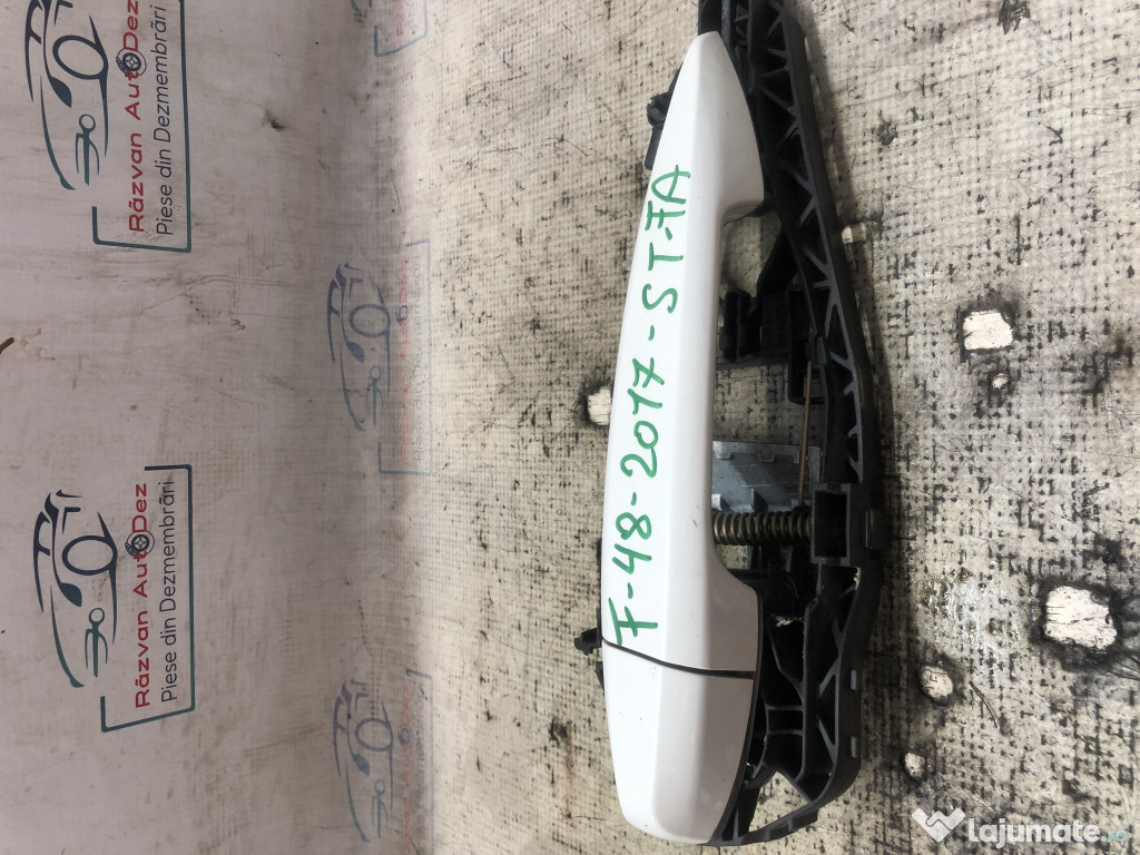 Maner exterior stanga fata BMW X1 F48 2017