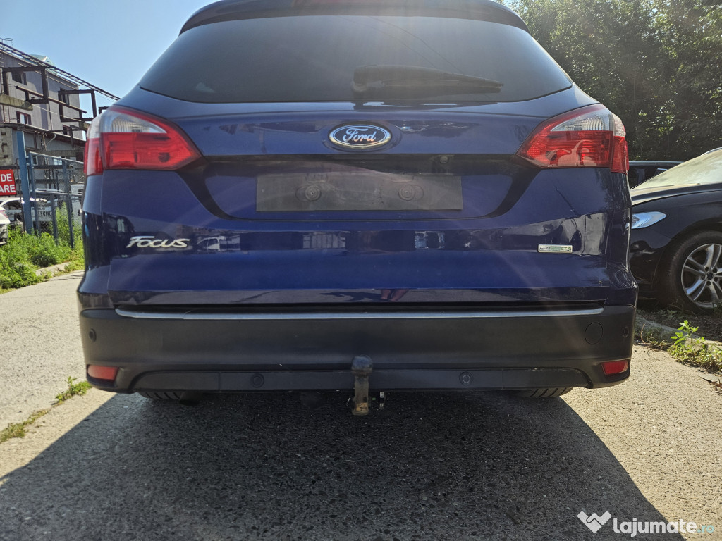 Bara spate Ford Focus 3 Break 2015