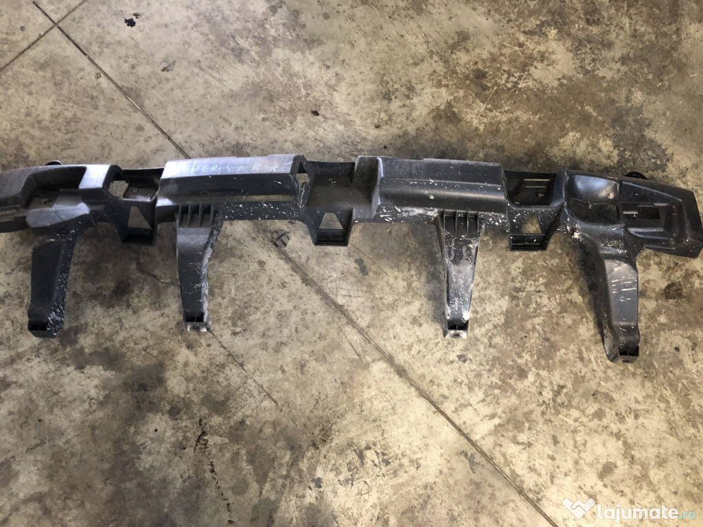 Suport bara spate Dacia Duster 2014
