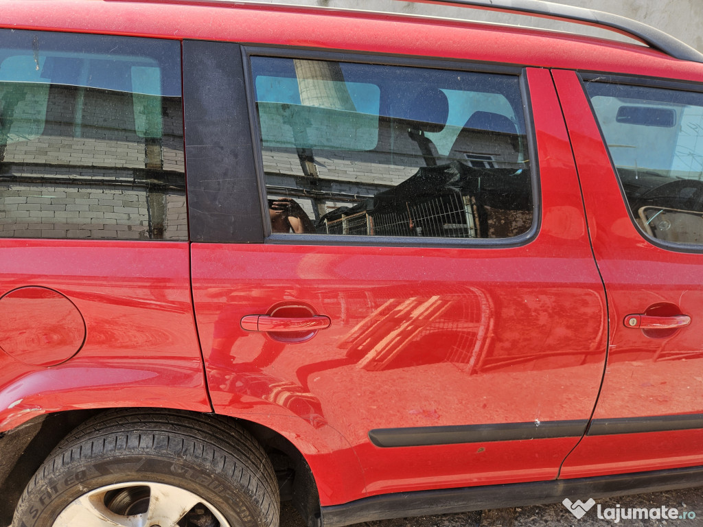Usa dreapta spate Skoda Yeti Benzina 2010