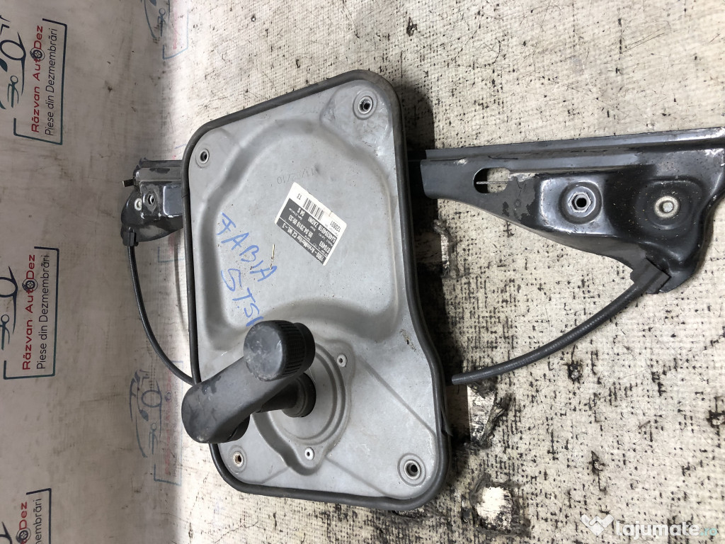 Macara geam stanga spate Skoda RAPID 2010