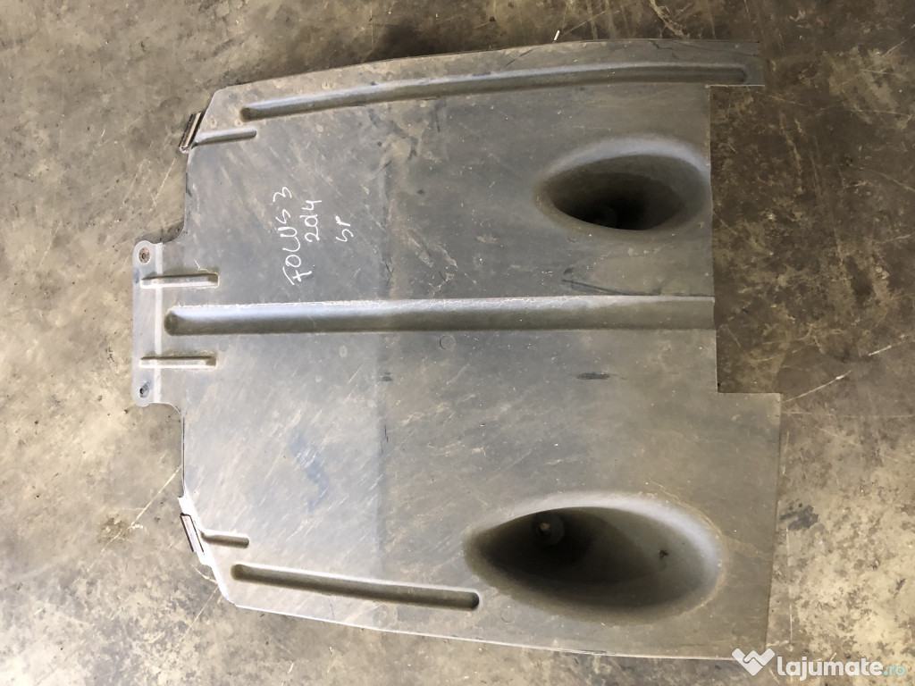 Scut toba spate Ford Focus 3 2014