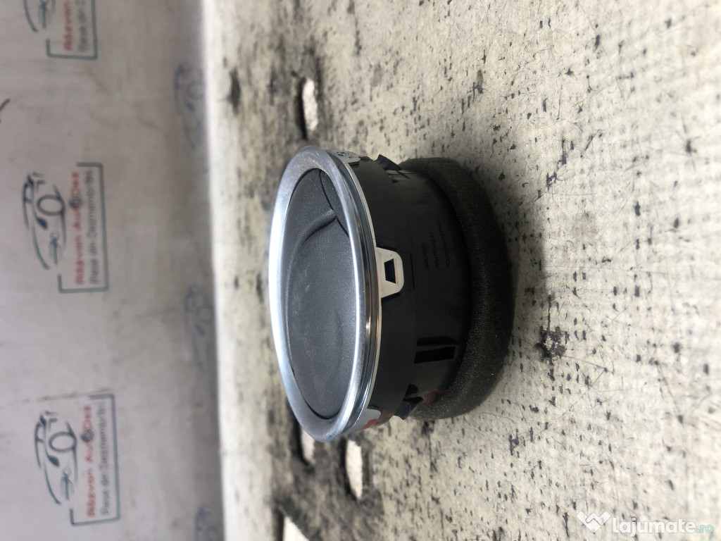 Grila ventilatie Suzuki Vitara 1.6 Benzina 2017