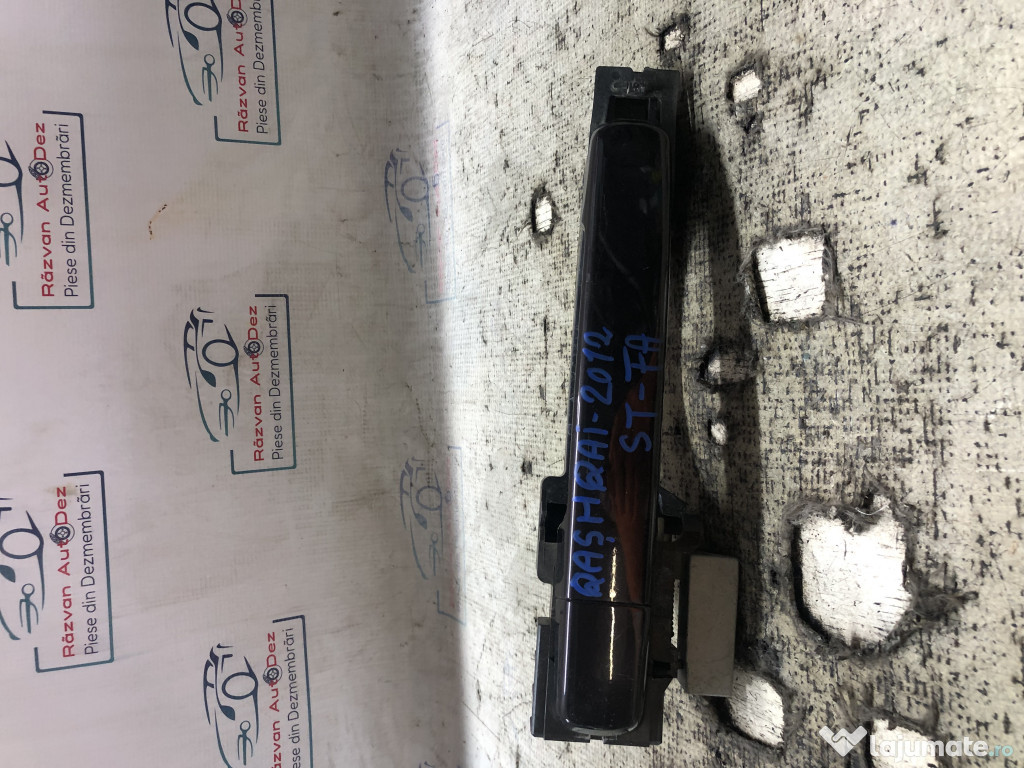 Maner exterior stanga fata Nissan Qashqai 2012