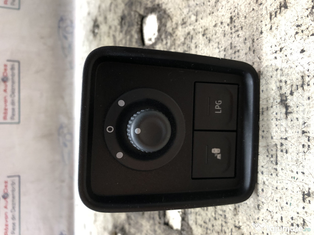 Buton reglaj oglinzi Dacia Duster 1.0 Benzina 2021