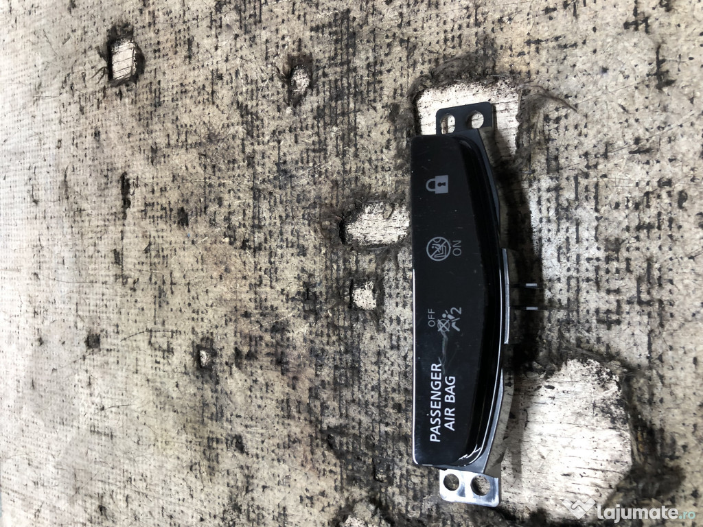 Butoane Nissan Juke 1.0 Benzina 2021