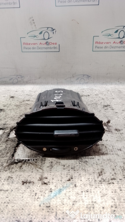 Grila ventilatie Ford Focus 2 2006