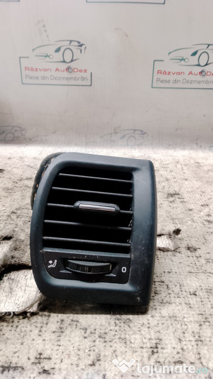 Grila ventilatie stanga Skoda Fabia 2 2013