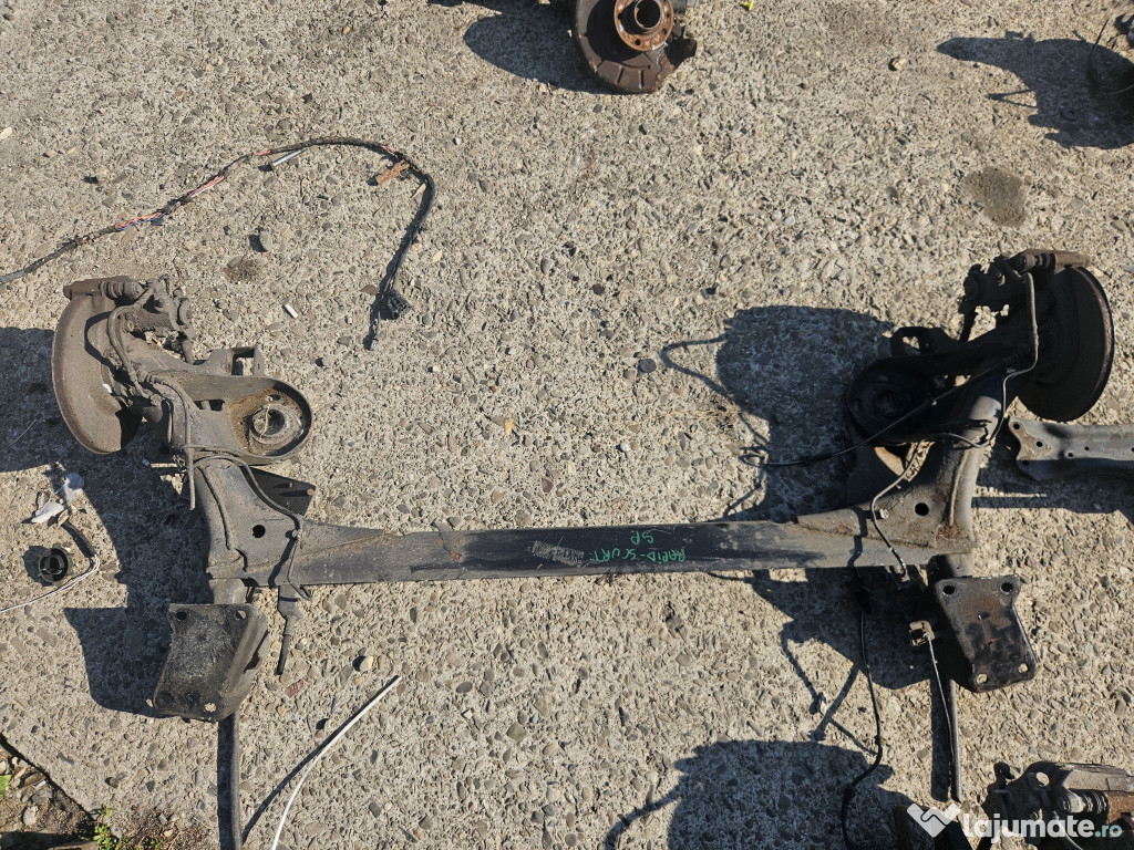 Punte spate Skoda RAPID 2014