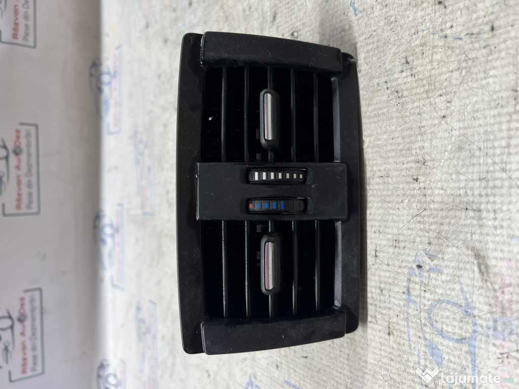 Grila ventilatie cotiera BMW F30 2012