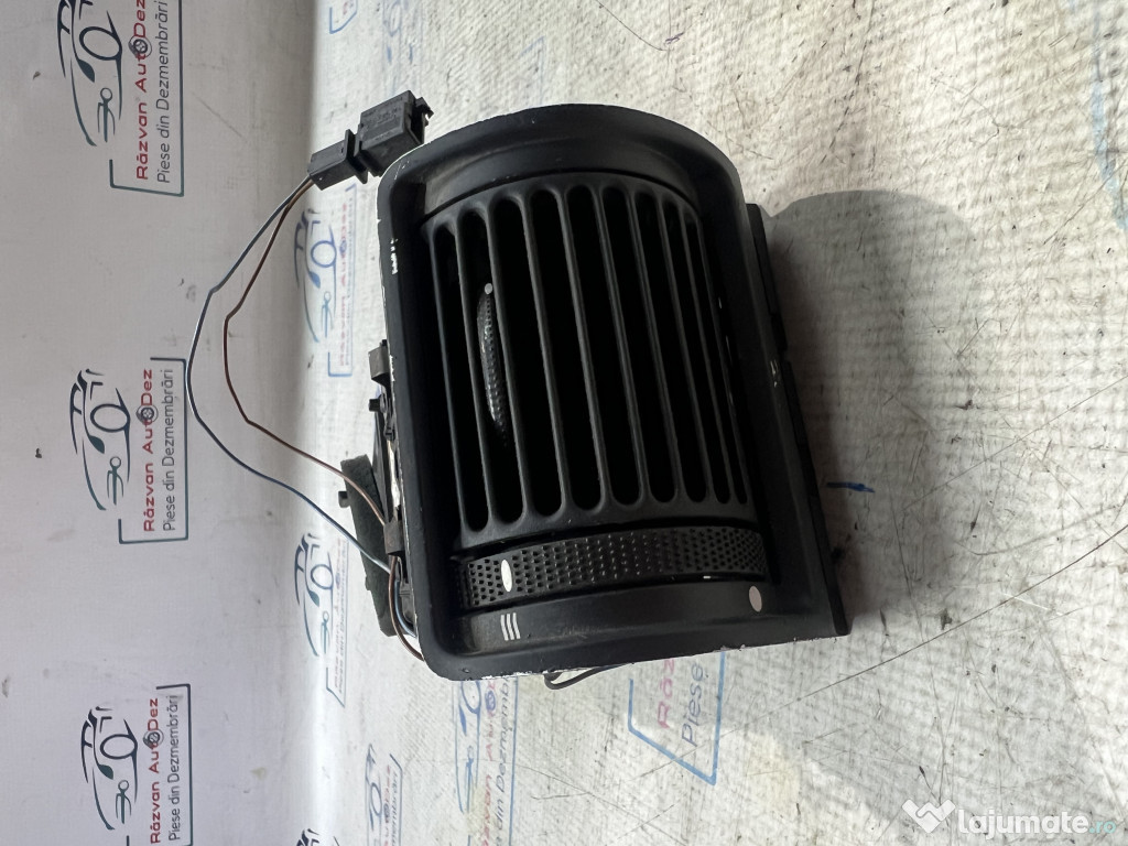Grila ventilatie dreapta Ford Galaxy 2002