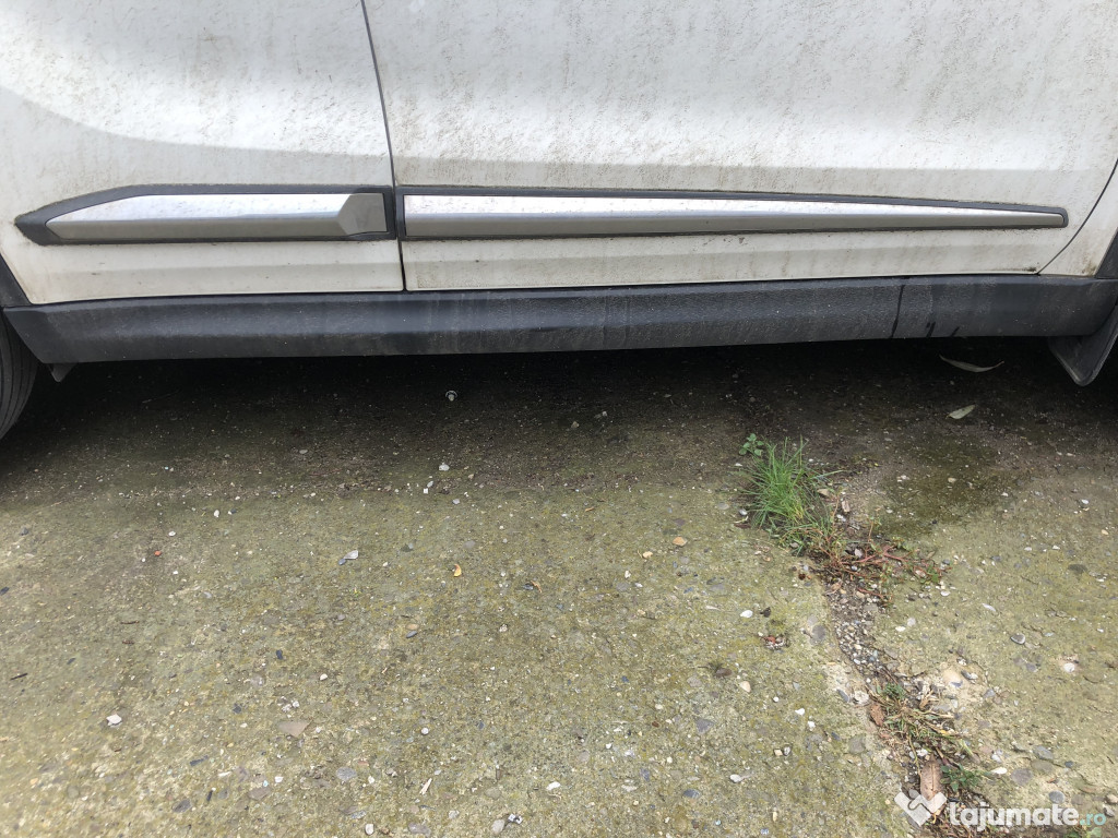 Prag dreapta plastic Suzuki Vitara 1.6 Motorina 2017