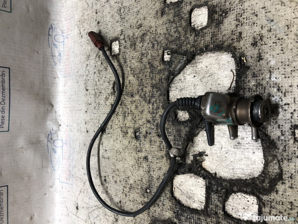 INJECTOR ADBLUE Audi A4 B8 2.0 2012