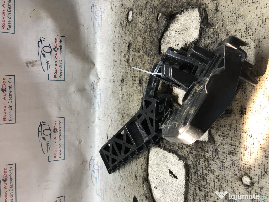 Suport dreapta bara spate Volkswagen T-Roc 2020