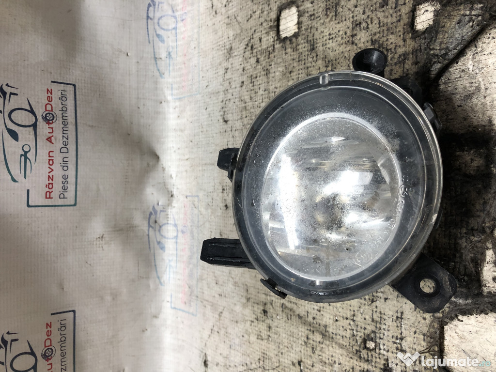 Proiector stanga BMW Seria 2 Cabrio F23 2.0 Benzina 2015