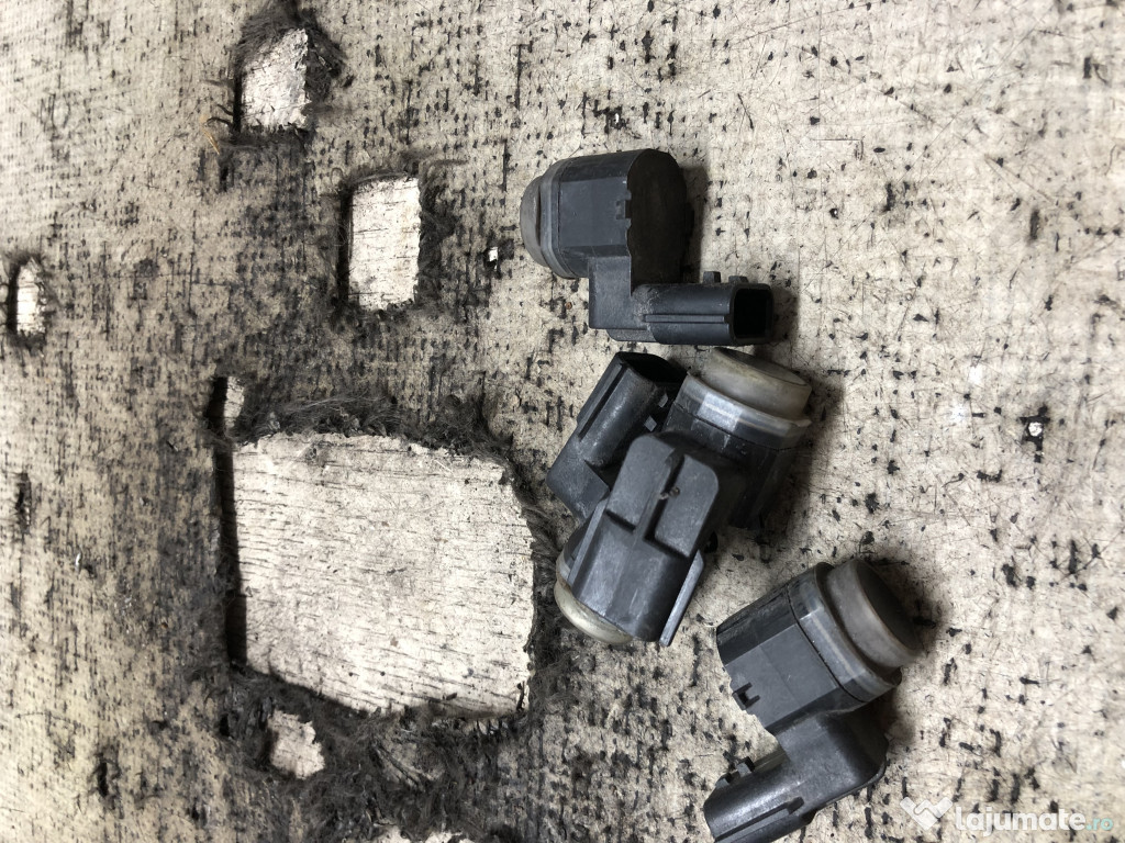 Senzori parcare fata Nissan Qashqai 2014