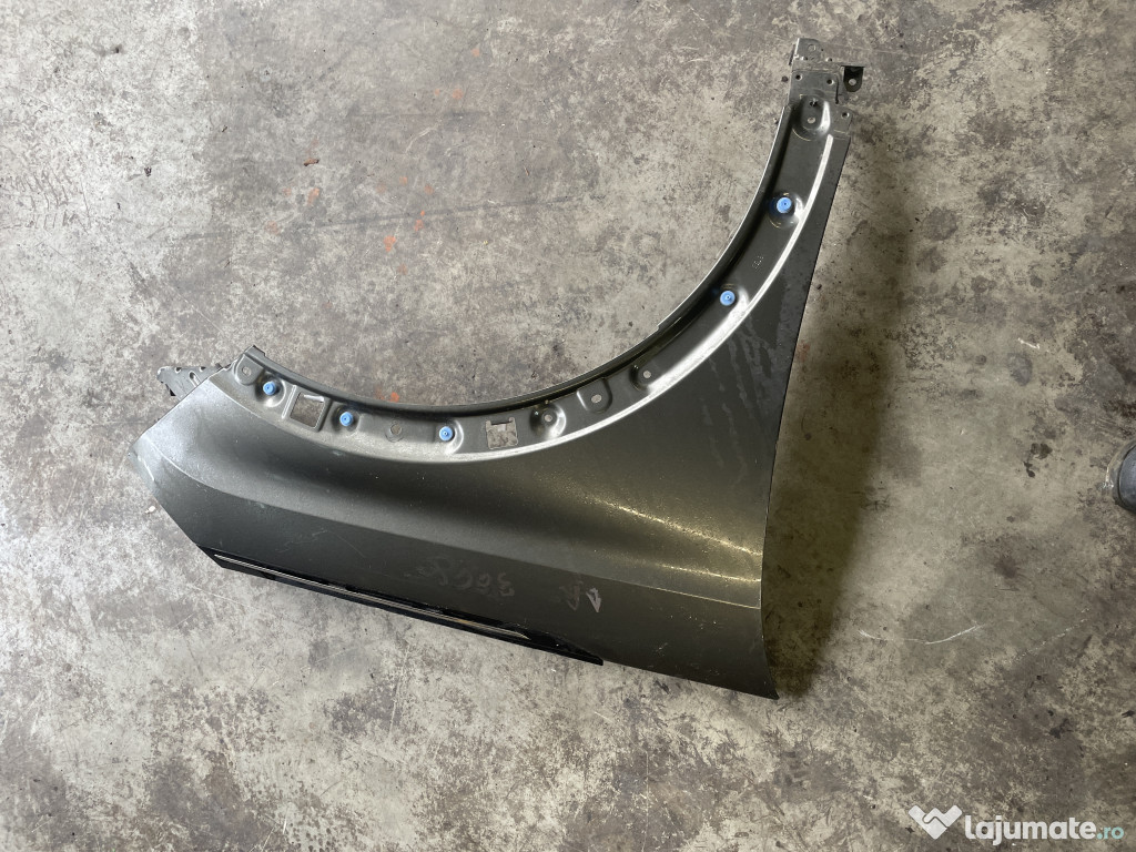Aripa Dreapta Fata Peugeot 3008 1.6 Motorina 2018