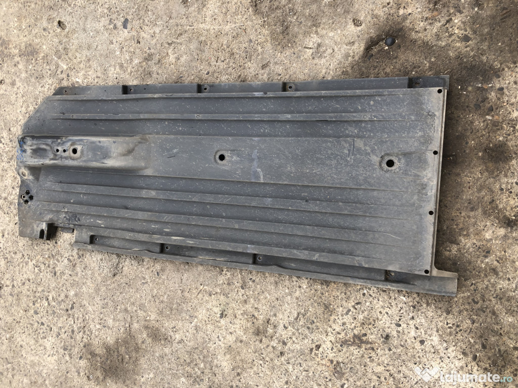 Scut lateral dreapta Suzuki SX4 2015