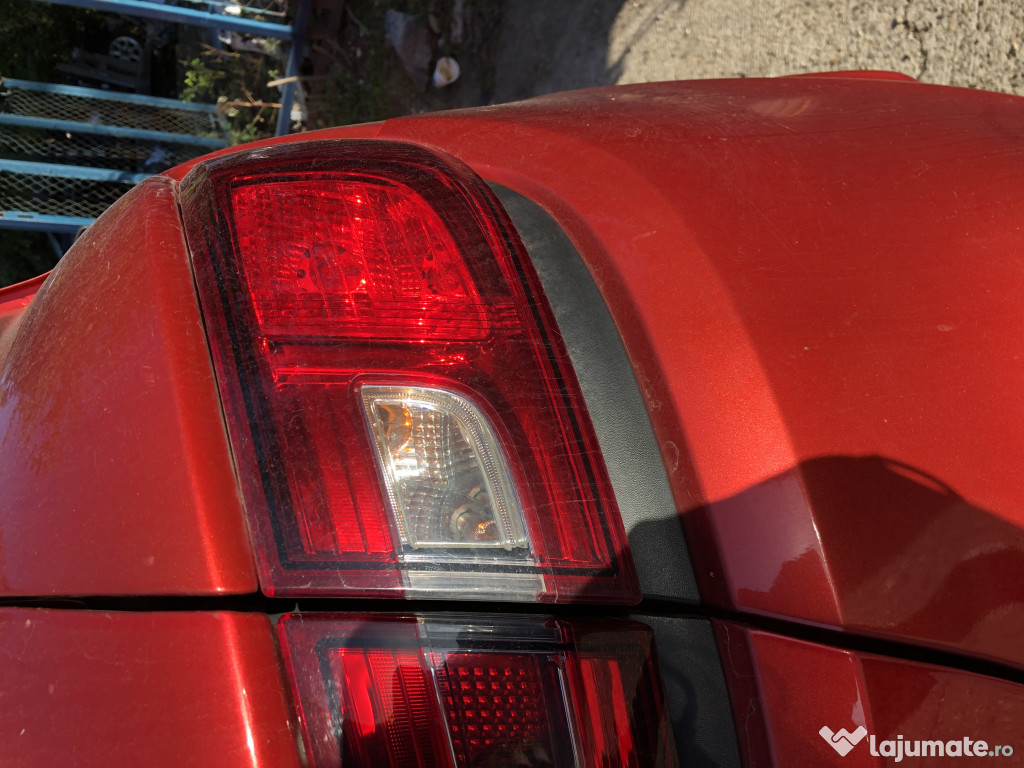 Stop dreapta aripa Renault Clio 4 1.5 Motorina 2016