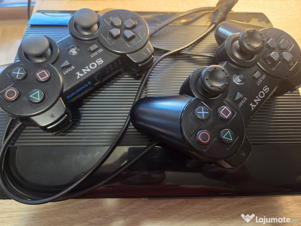 PS3 Super Slim + 2 manete+SSD 120GB+ Jocuri