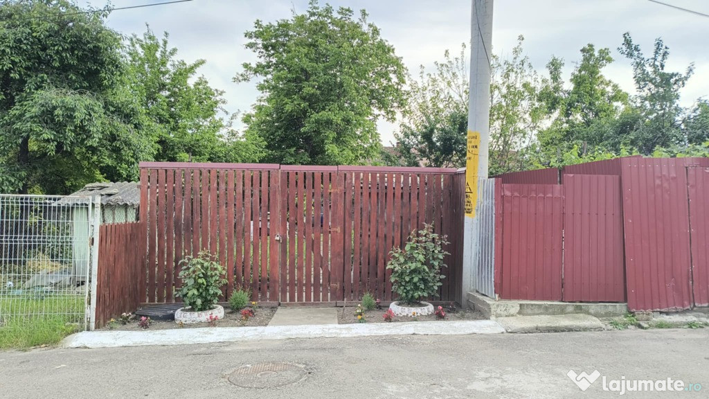 Vând casă în Săveni, Botoșani