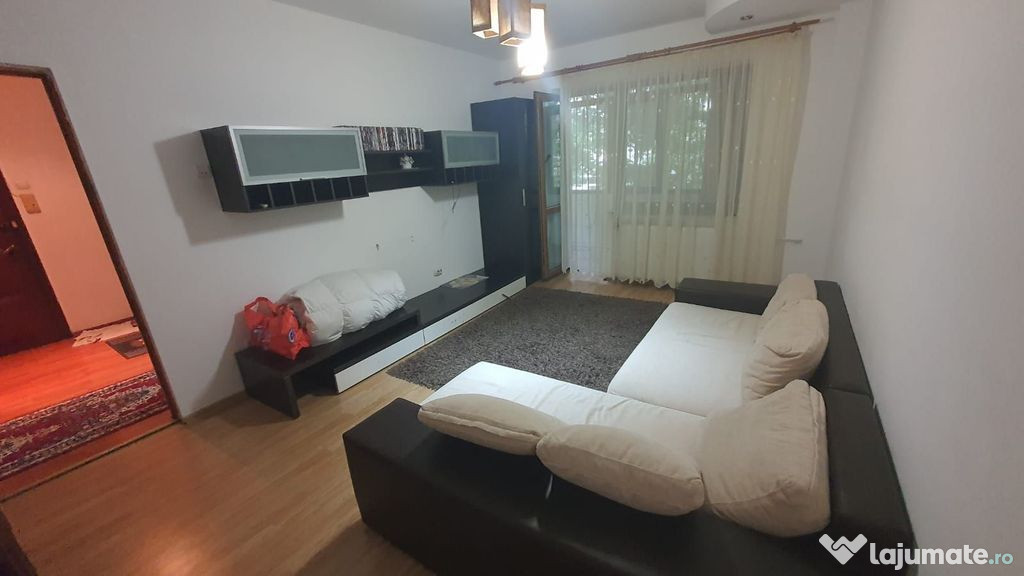 Berceni Piata Sudului Oltenitei 3 cam etaj 1