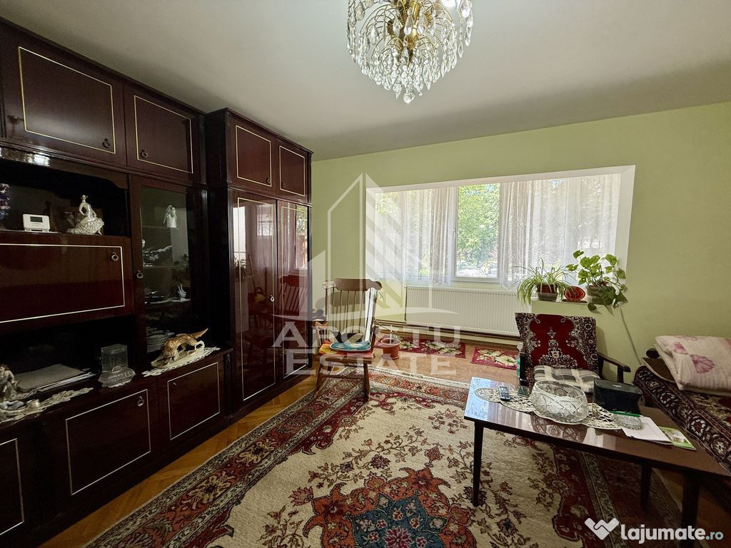 Apartament 3 camere, 2 bai, centrala proprie, Complexul S...