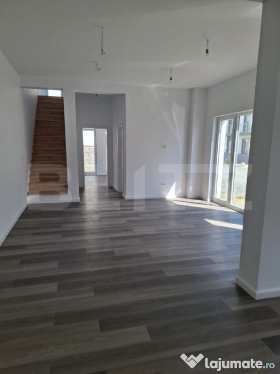 Apartament 3 camere, terasa generoasa,Ghiroda