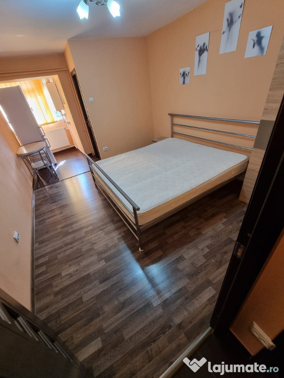 Garsoniera mobilata si utilata, dotata cu centrala termica