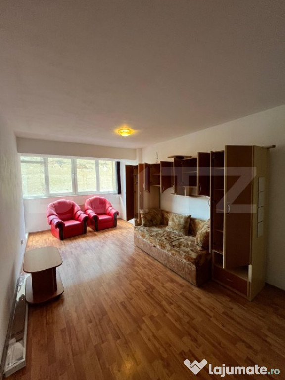 Apartament 2 camere, semidecomandat, 46mp, zona P-ta Marasti