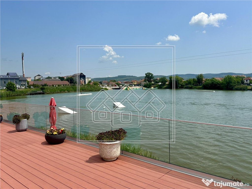 Apartament superb pe malul lacului - 2 cam, balcon, lift, et