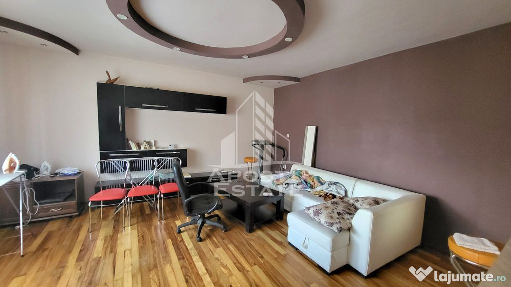 Casa individuala cu 5camere si teren de 1000 mp in Giarma...