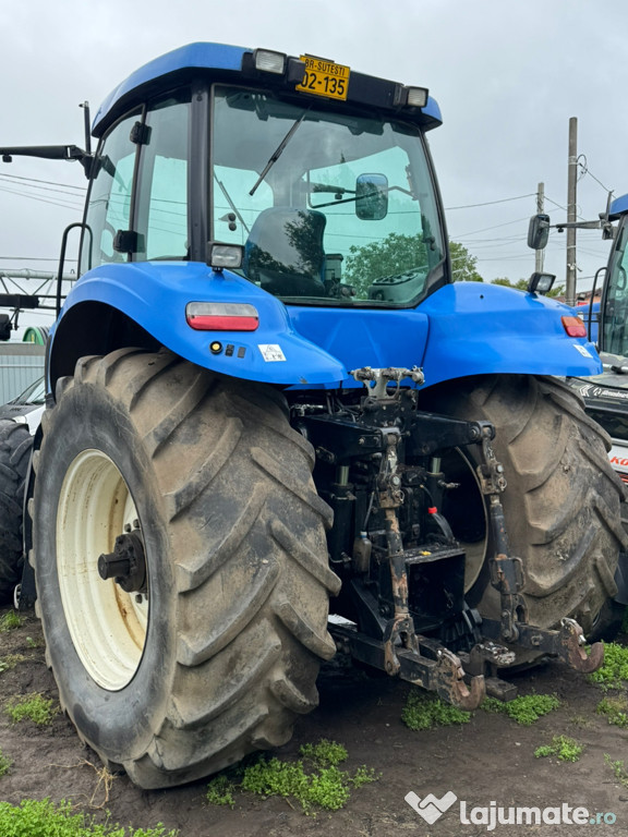 New holland t8020