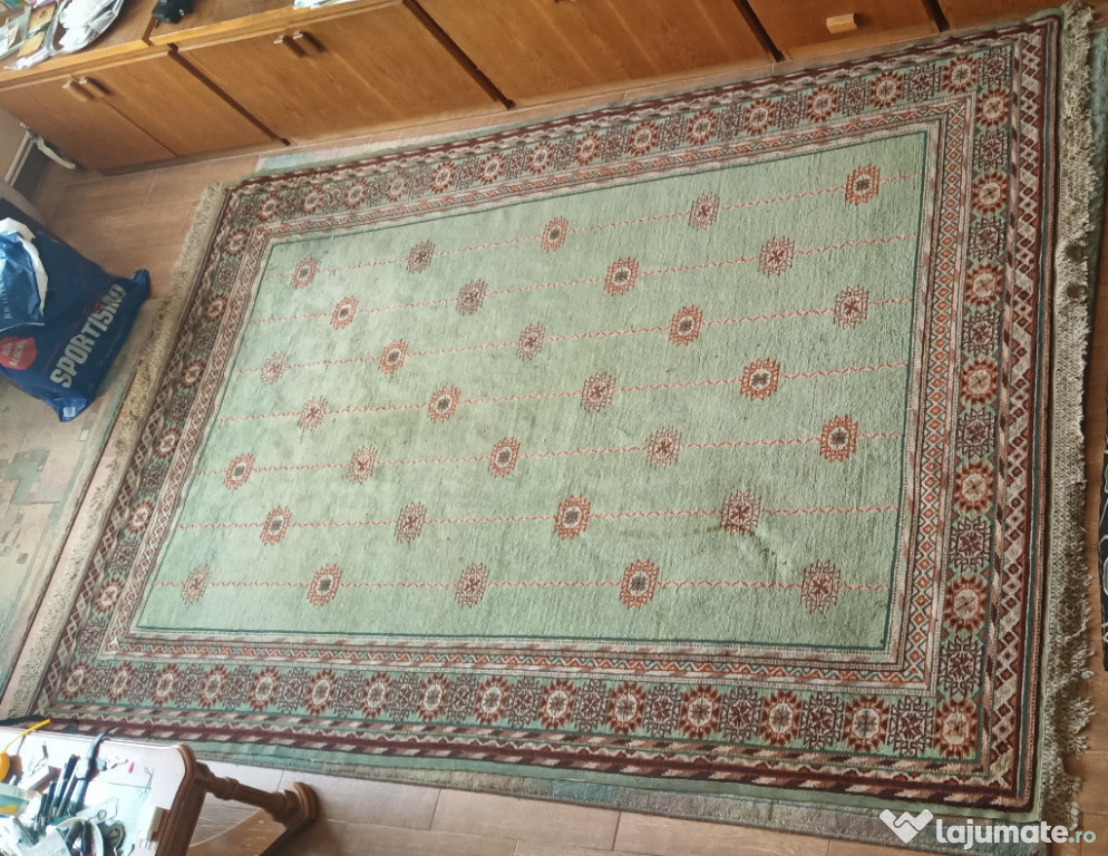 Covor lana 100%natural handmade-cadru ornamental 310x195