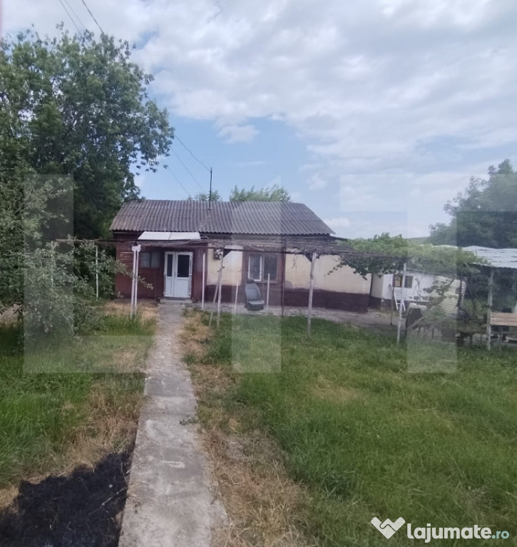 Teren de vanzare, 13390 mp, casă bătrânească demolabilă