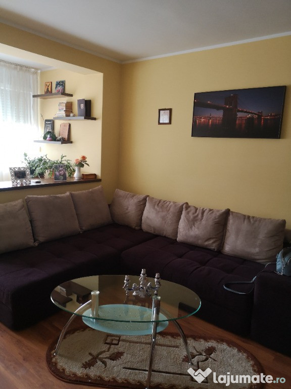 Inchiriez apartament 2 camere tiglina 2