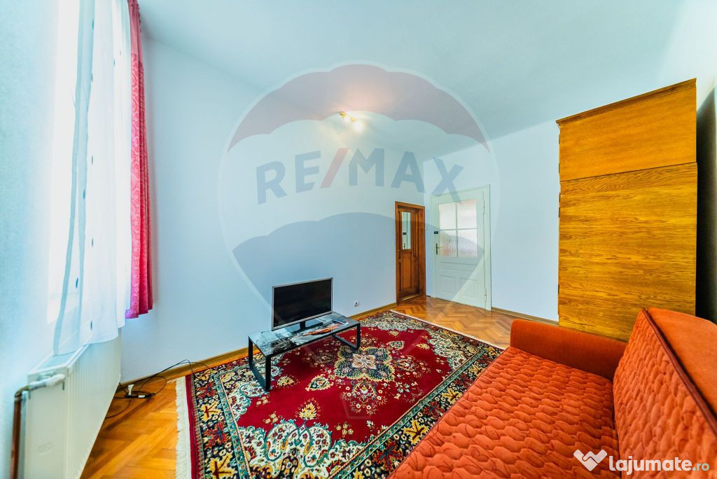 Apartament la casa in zona centrala
