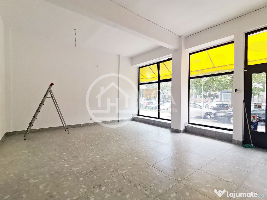 Spatiu comercial de inchiriat cu 3 camere in zona Decebal...