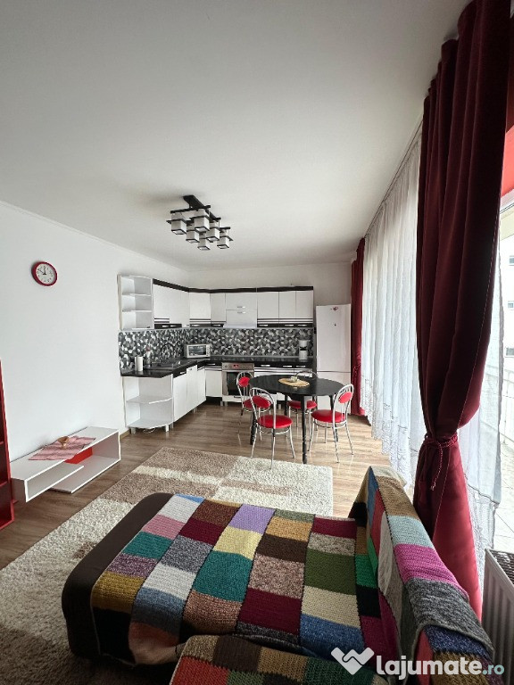 Inchiriez apartament3 camere SIBIU