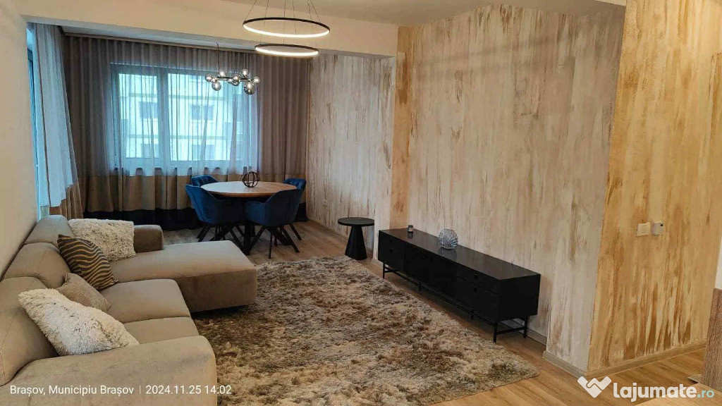 Apartament 3 camere, decomandat - zona Tractorul