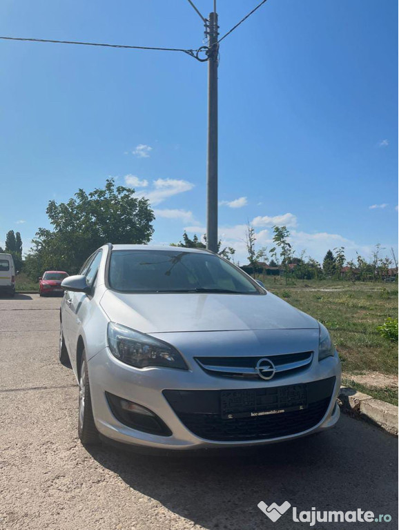 Opel Astra Sports Tourer 1.7 CDTI | 110 CP | An 2013