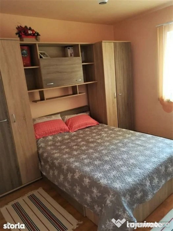 2 camere in zona Lipovei