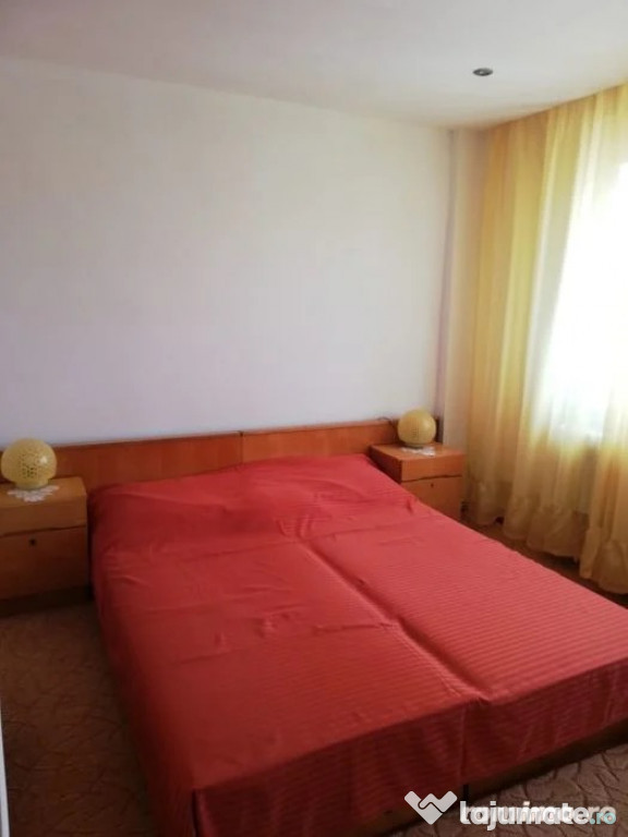 2 camere in zona Buziasului